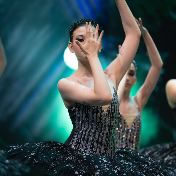 S24_20008-scaled-min