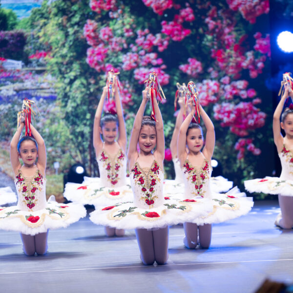 X24_04879-scaled-min