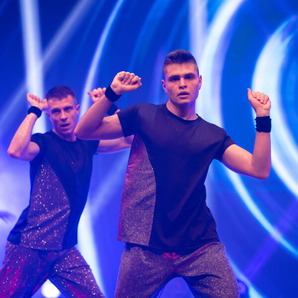 Z24_16702_1-scaled-min